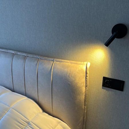 My Bee Apt Kremenchuk Ngoại thất bức ảnh