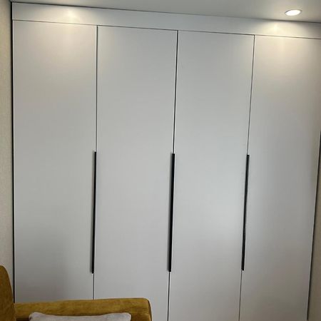 My Bee Apt Kremenchuk Ngoại thất bức ảnh