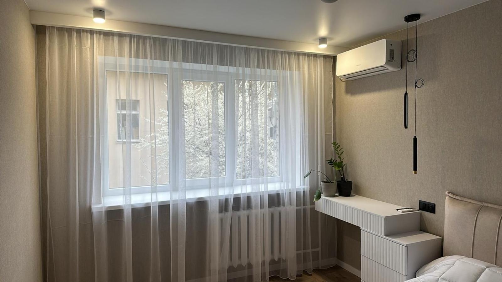My Bee Apt Kremenchuk Ngoại thất bức ảnh